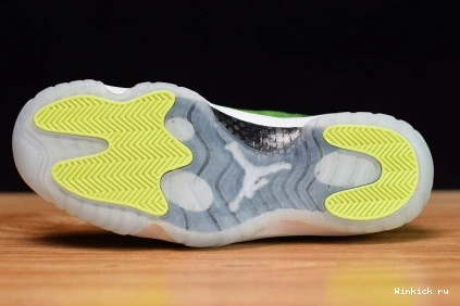 JORDAN 11 SNAKESKIN GREEN RETRO - LOW 1129